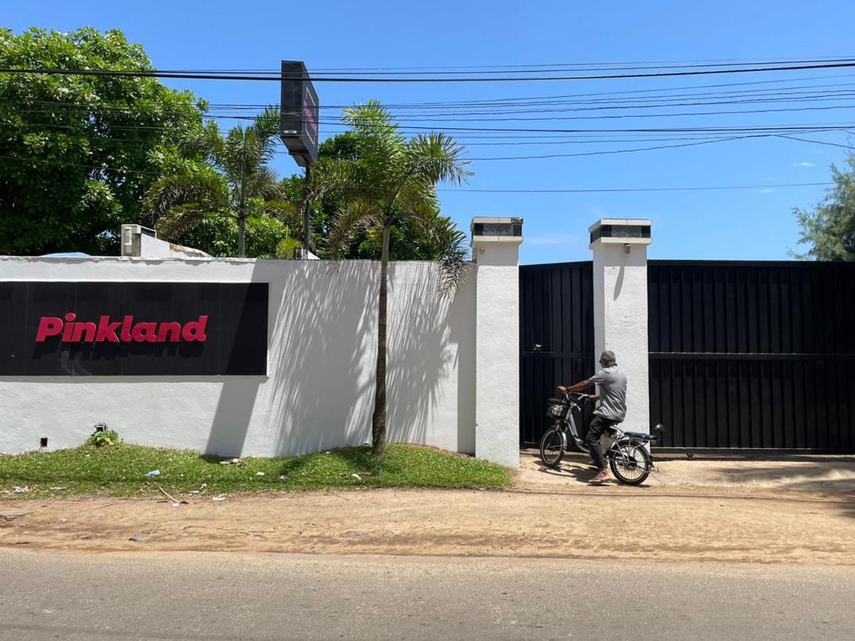 Pink Land Hotell Beruwala Eksteriør bilde